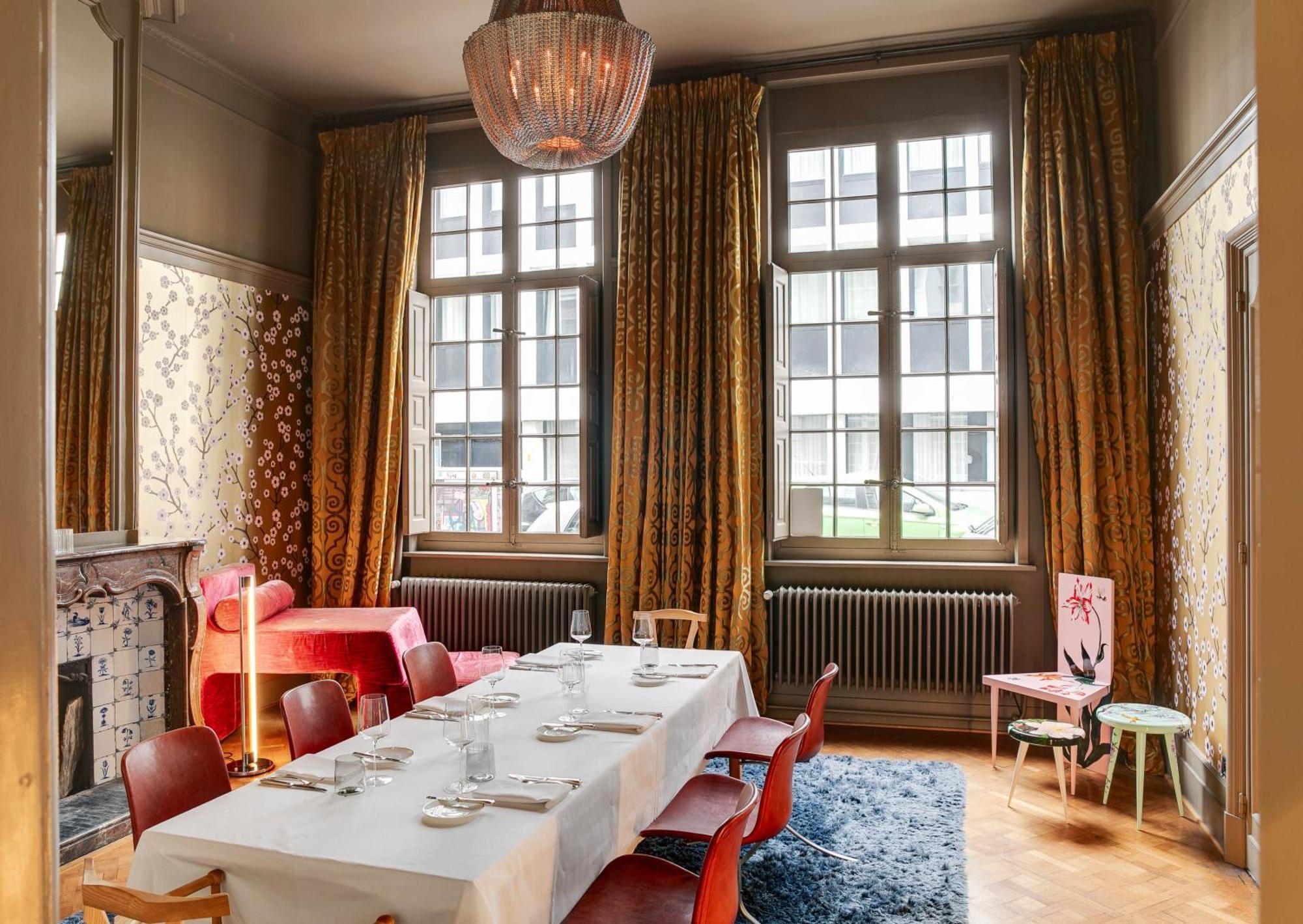 Small Luxury Hotel De Witte Lelie Antwerp Exterior photo