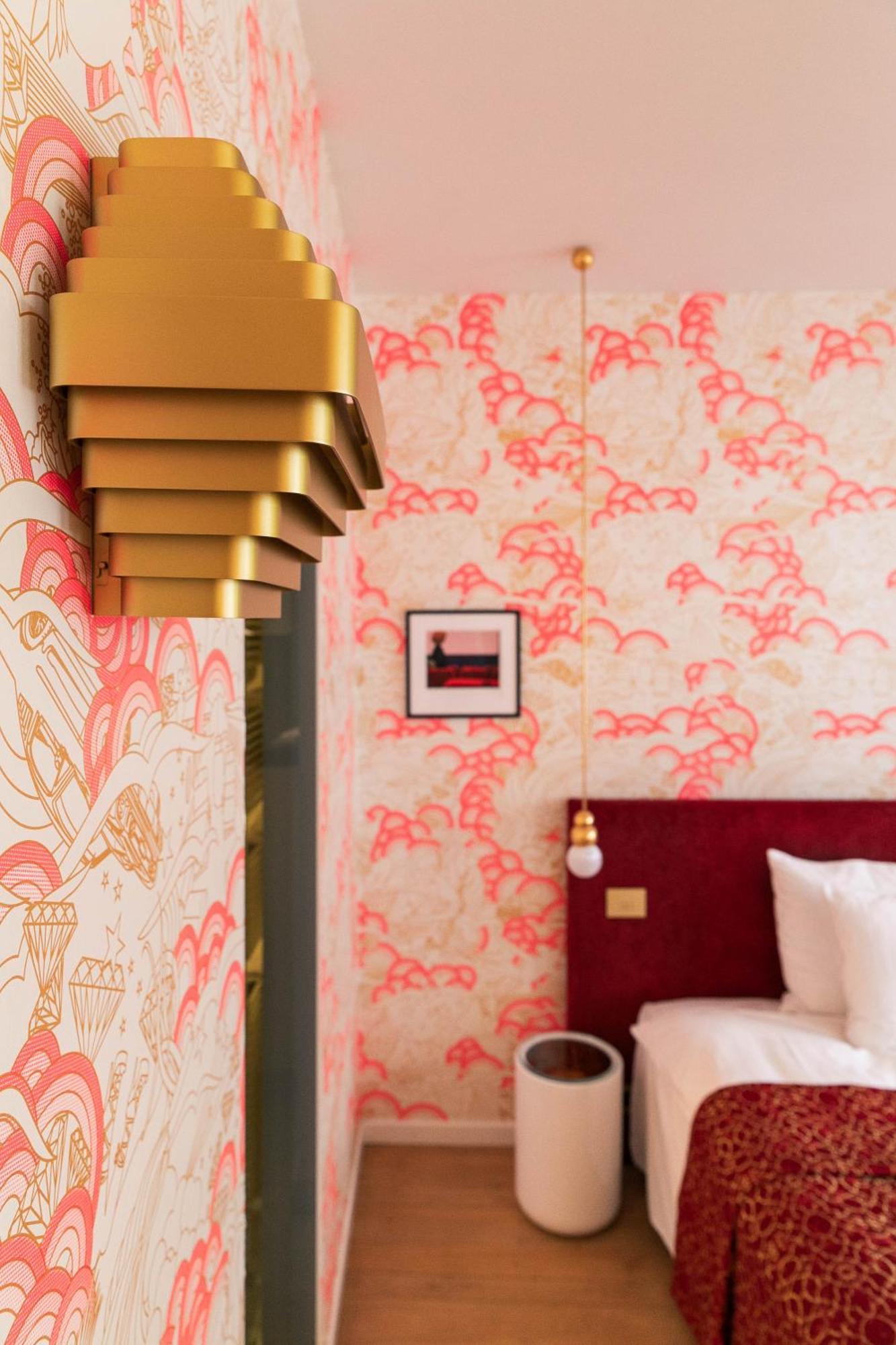 Small Luxury Hotel De Witte Lelie Antwerp Exterior photo