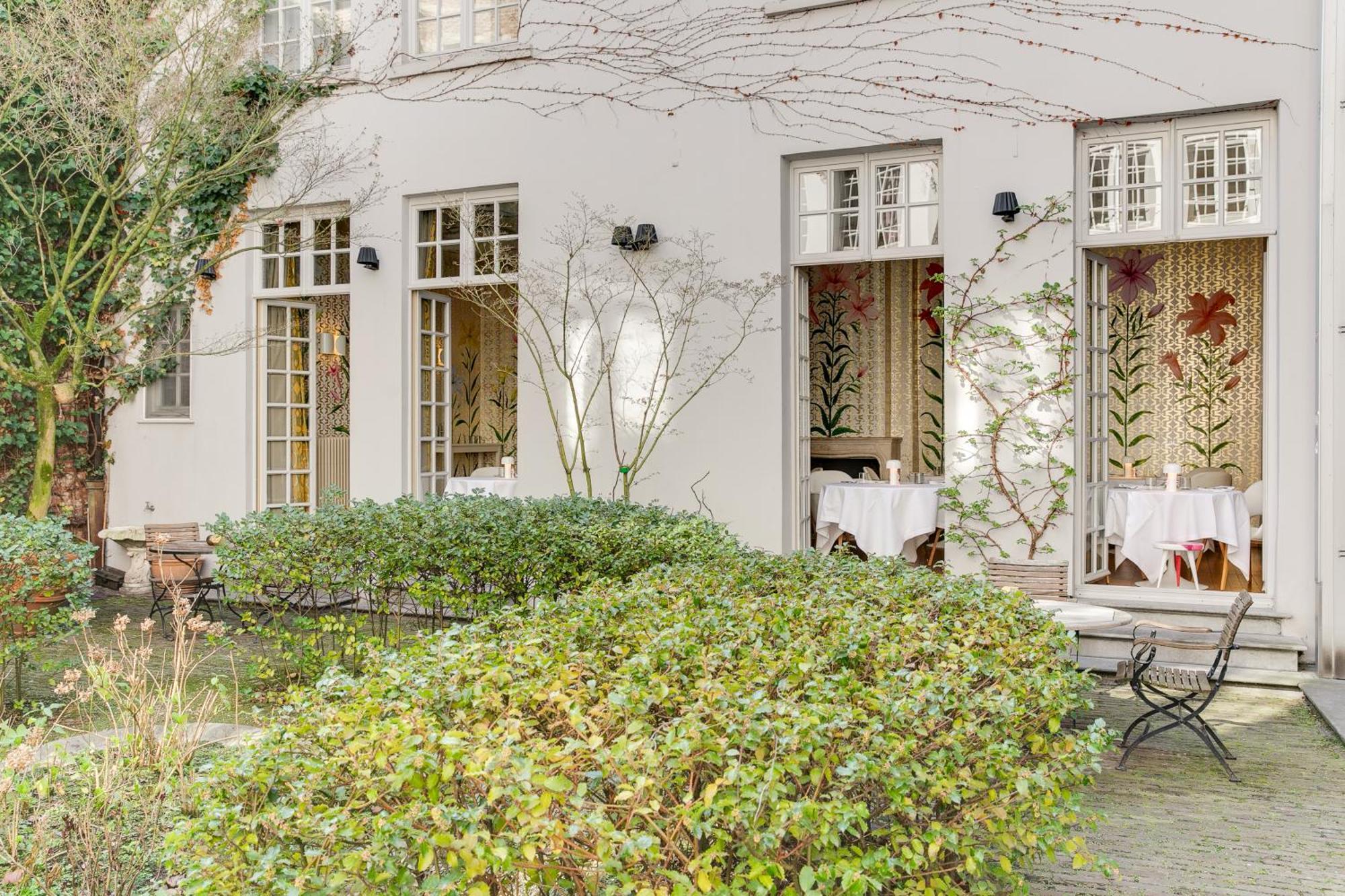 Small Luxury Hotel De Witte Lelie Antwerp Exterior photo