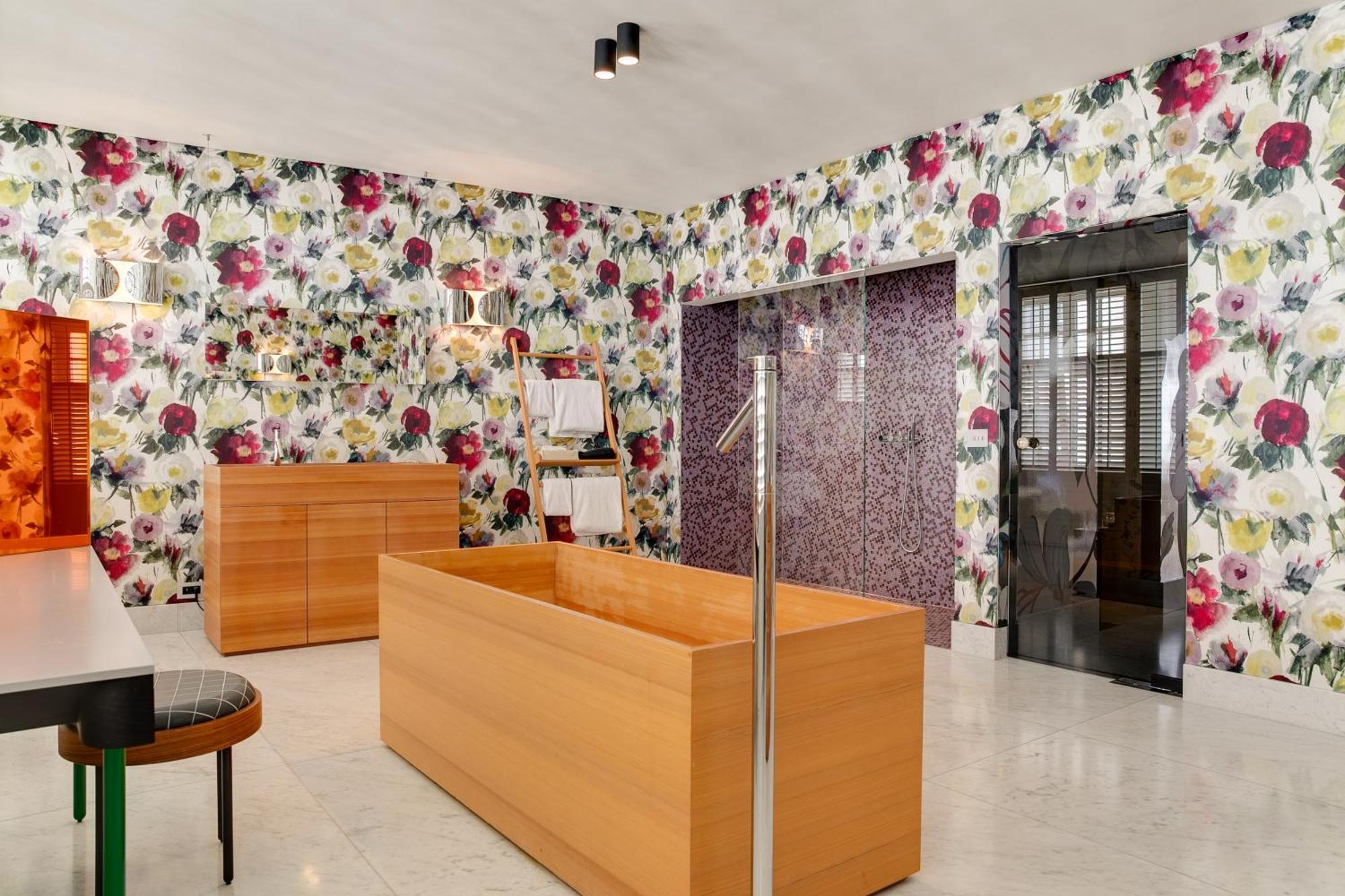 Small Luxury Hotel De Witte Lelie Antwerp Exterior photo